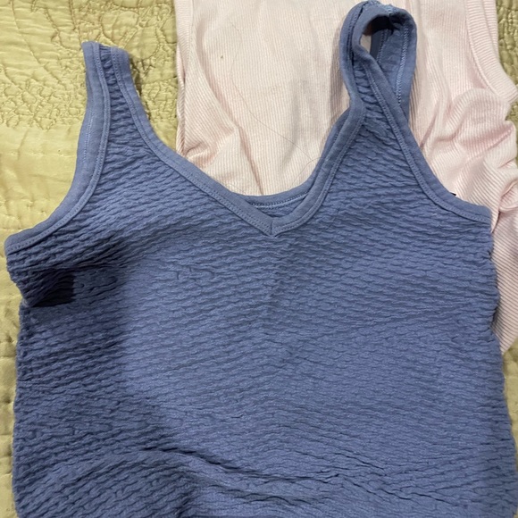 Four Tops Sleeveless PAC Cares and Others - Picture 8 of 14